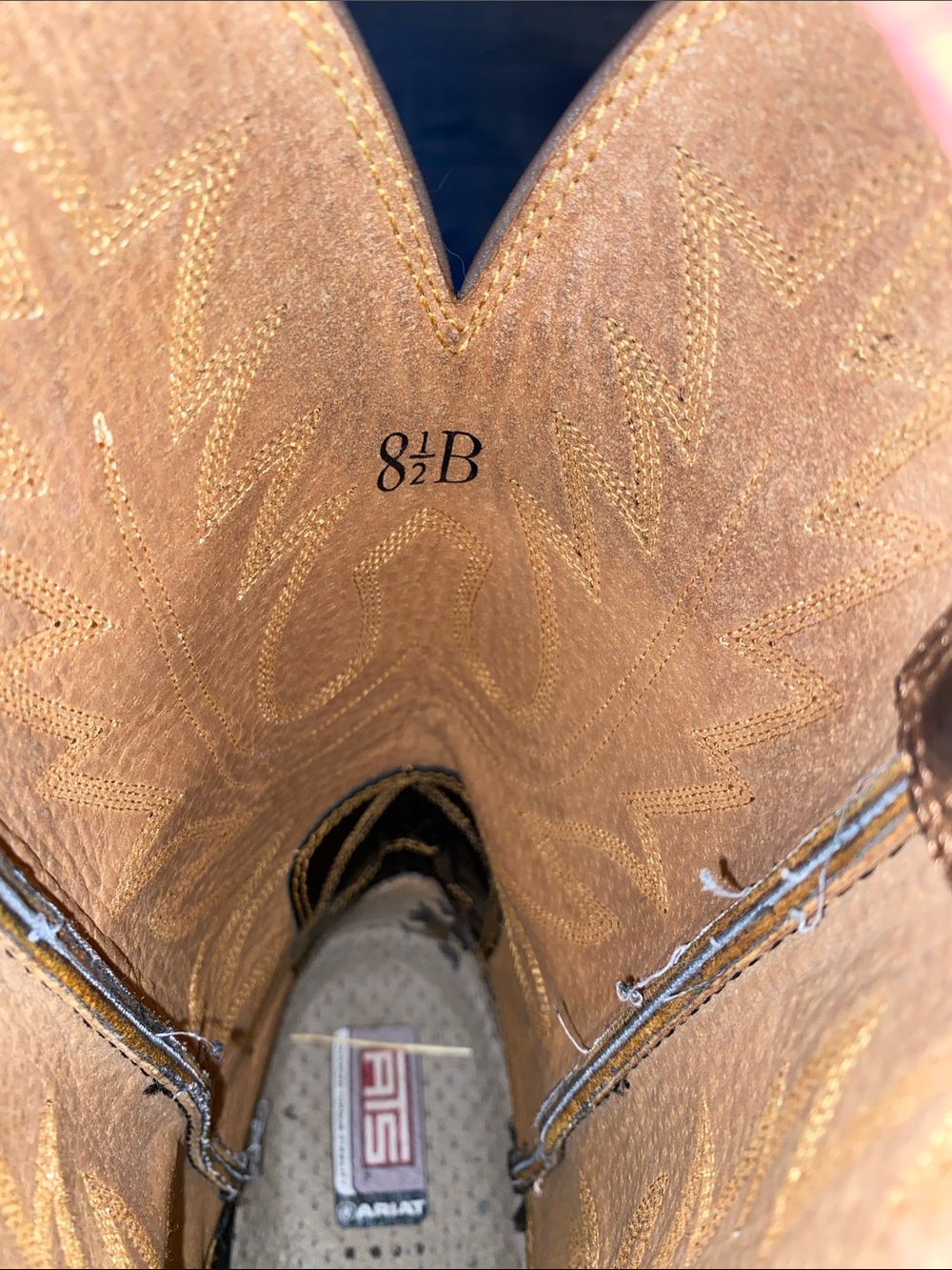 Ariat Distressed Brown Leather Western Boots with Stitch Detailing - Picture 9 of 9
